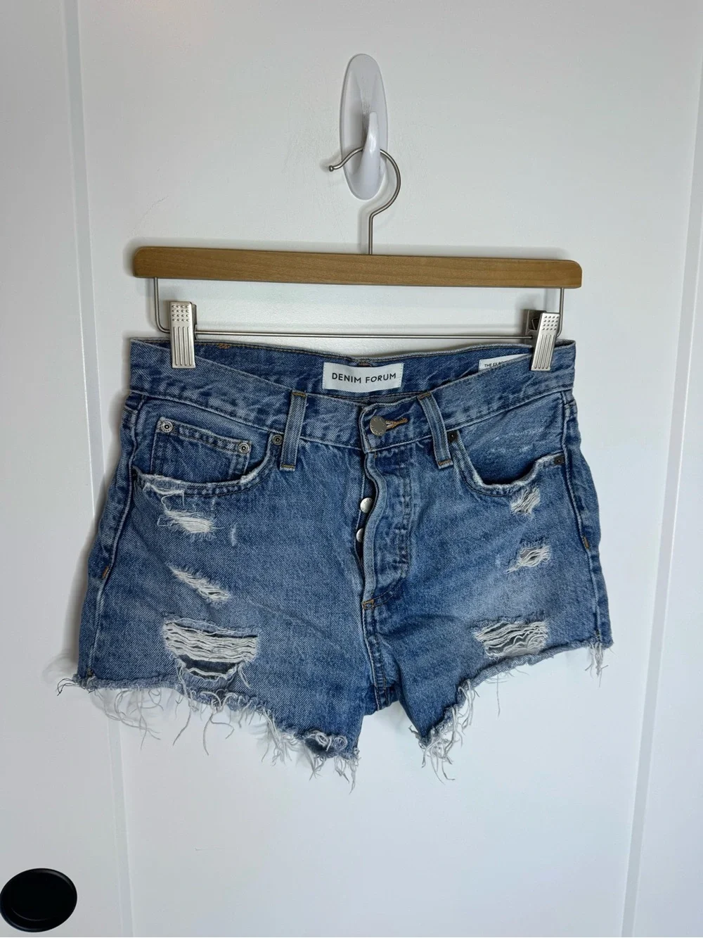 Aritzia excellent minimally